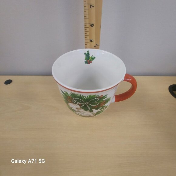 Festive Holiday Ceramic Coffee Mug With Seashell & Pinecone Design  208Park - Picture 8 of 8